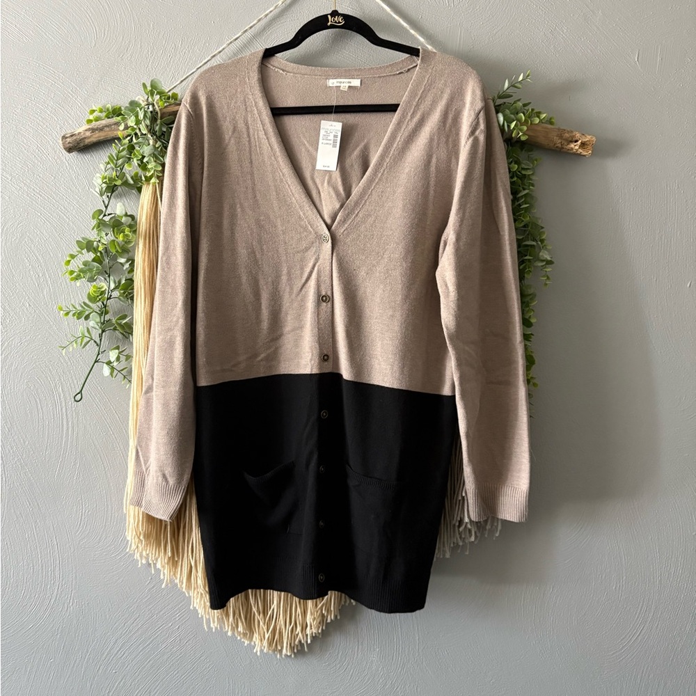 Maurices Beige and Black Women's Cardigan